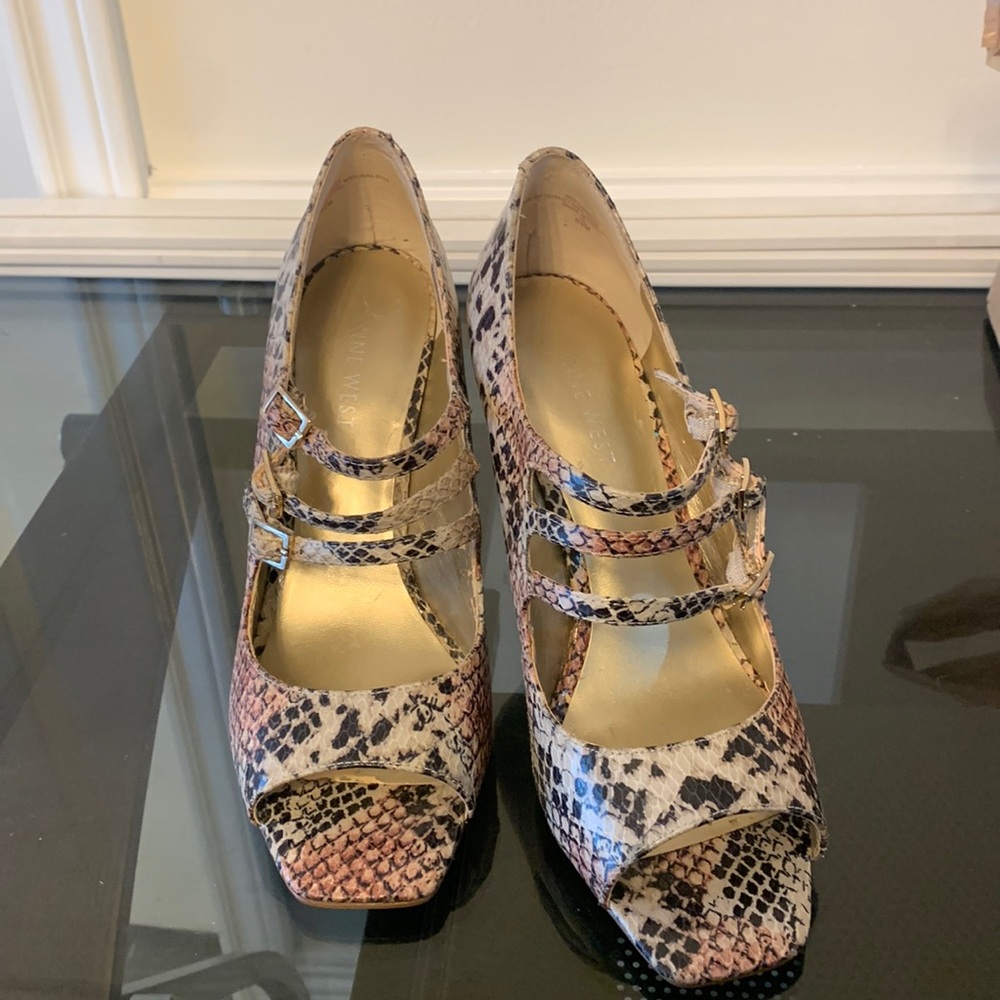 COPY - Snake skin heels